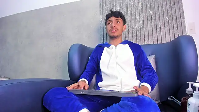 Snapshot of maximiliano_jam chatting on 09.25.25 maximiliano jam online show from 09.25.25