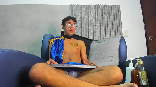 Snapshot of maximiliano_jam chatting on 10.01.25 maximiliano jam online show from 10.01.25