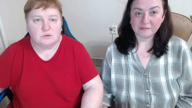 Snapshot of Bertie_Adeline chatting on 03.06.26 Bertie Adeline online show from 03.06.26