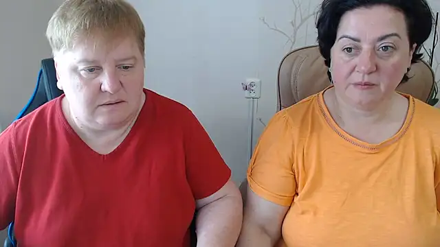 Snapshot of Bertie_Adeline chatting on 06.14.26 Bertie Adeline online show from 06.14.26