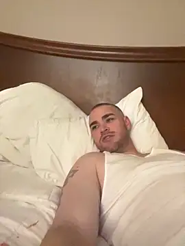 Freakyassdallascouple online show from 10.18.25