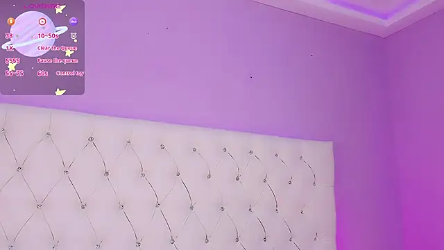 Snapshot of DaniielaV chatting on 02.02.26 DaniielaV online show from 02.02.26