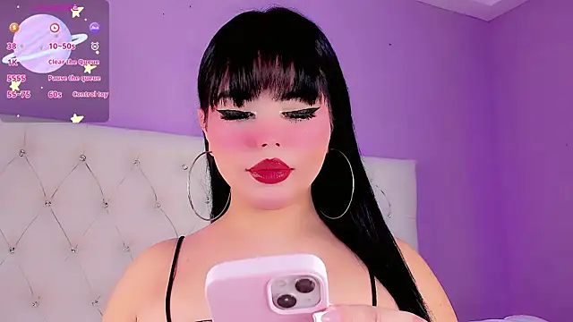 Snapshot of DaniielaV chatting on 02.05.26 DaniielaV online show from 02.05.26