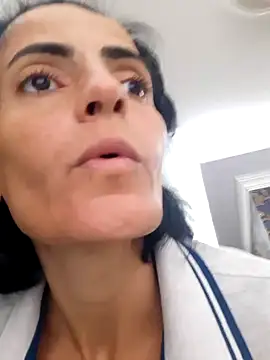 Gecenin Kralicesi online show from 10.31.25