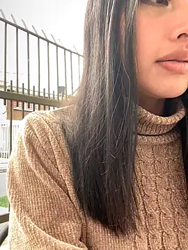 Snapshot of KloePink_ chatting on 09.18.25 KloePink  online show from 09.18.25