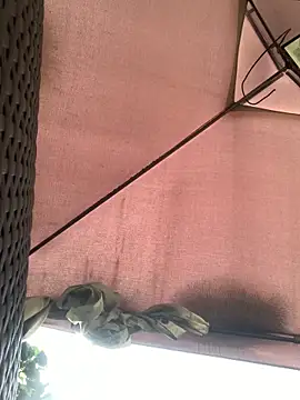 Snapshot of KloePink_ chatting on 10.23.25 KloePink  online show from 10.23.25