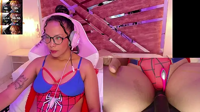 NovaLyn online show from 10.25.25