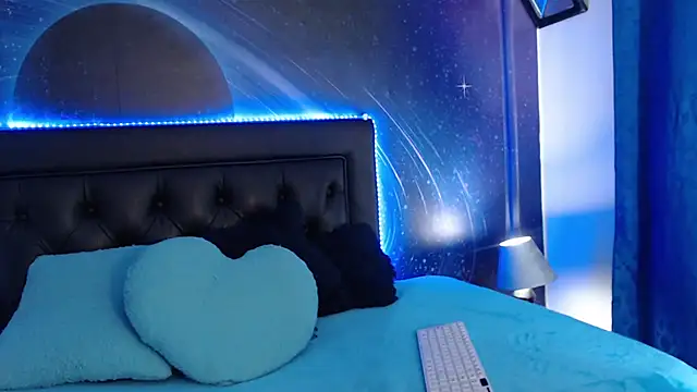 tiinaa jouns online show from 11.05.25