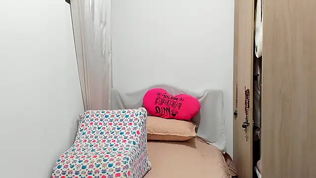 Isbettyche online show from 11.21.25