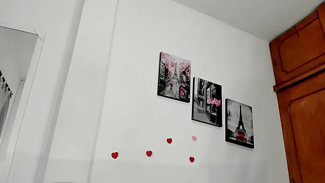 Zoee10 online show from 09.13.25