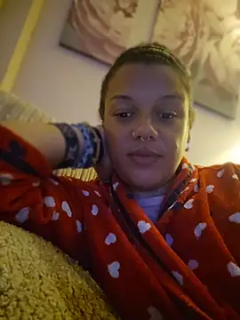 Snapshot of GoddessChantelle chatting on 04.19.26 GoddessChantelle online show from 04.19.26