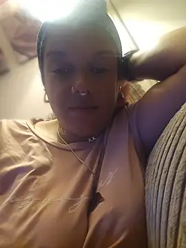 Snapshot of GoddessChantelle chatting on 06.02.26 GoddessChantelle online show from 06.02.26