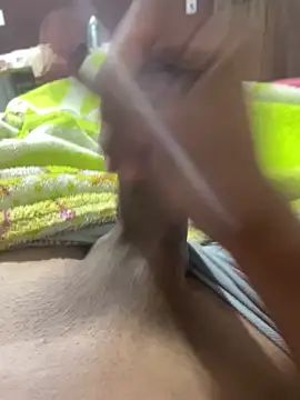 Snapshot of marcqueim chatting on 11.04.25 marcqueim online show from 11.04.25