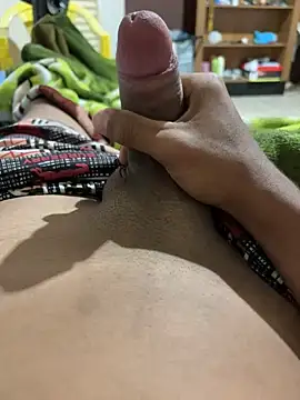 Snapshot of marcqueim chatting on 02.02.26 marcqueim online show from 02.02.26