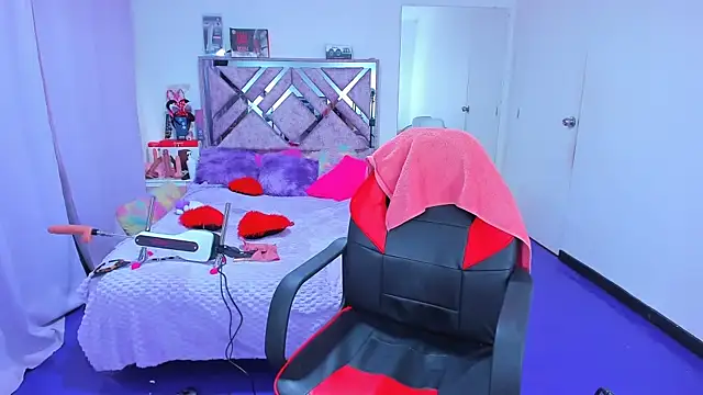 Luna Analya online show from 02.18.26