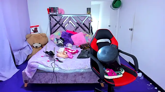 Luna Analya online show from 04.06.26