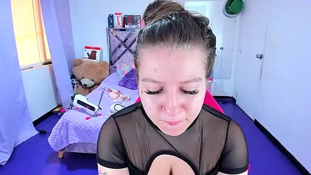 Luna Analya online show from 04.14.26