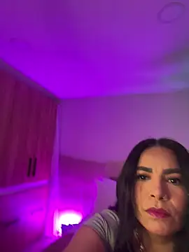 Snapshot of Vicky_Saidi chatting on 04.07.26 Vicky Saidi online show from 04.07.26