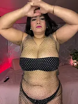 Snapshot of Vicky_Saidi chatting on 05.29.26 Vicky Saidi online show from 05.29.26