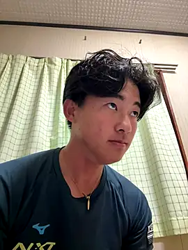 Snapshot of shoma2003 chatting on 09.26.25 shoma2003 online show from 09.26.25