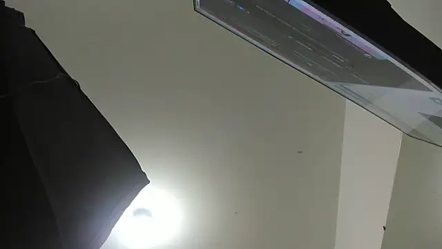 Rihanna hotx online show from 10.25.25