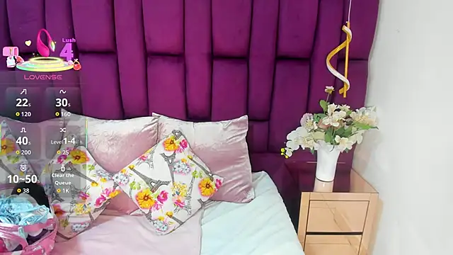 megannherrera online show from 12.22.25