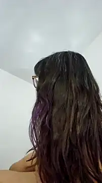 Snapshot of LeemaBean chatting on 09.15.25 LeemaBean online show from 09.15.25