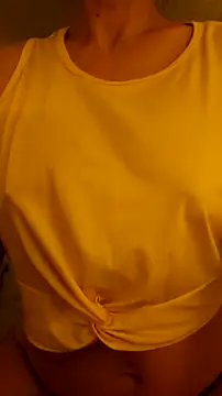 Snapshot of LeemaBean chatting on 09.24.25 LeemaBean online show from 09.24.25