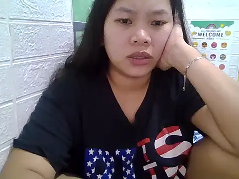 Snapshot of Sweeetpinay chatting on 03.24.26 Sweeetpinay online show from 03.24.26