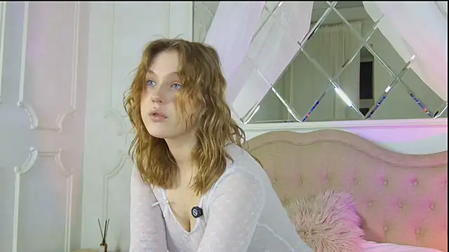 Snapshot of CaitlinSugar chatting on 05.23.26 CaitlinSugar online show from 05.23.26