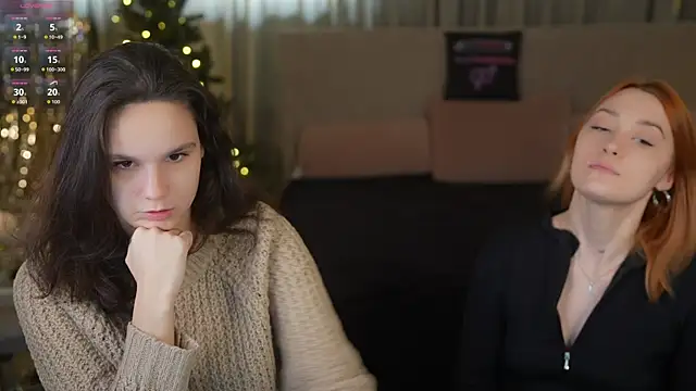 Snapshot of Cleo054 chatting on 12.17.25 Cleo054 online show from 12.17.25