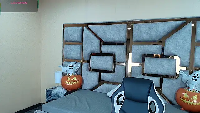 Candy Velvet online show from 10.24.25