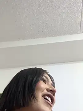 Candy Velvet online show from 12.20.25