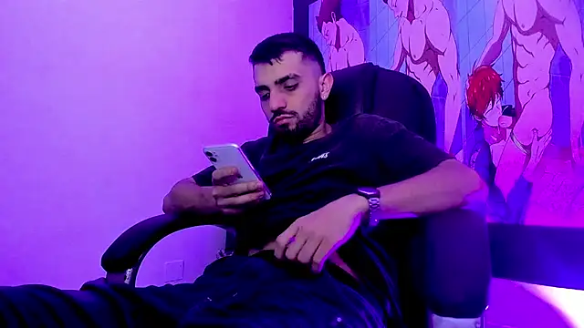 Snapshot of Jeremyy_Boy chatting on 10.28.25 Jeremyy Boy online show from 10.28.25