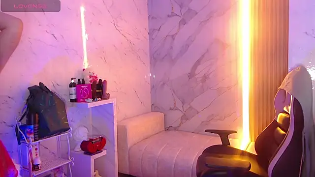 Sophia tf online show from 12.02.25