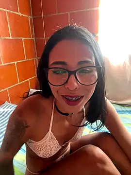 Emma  cumlovee online show from 09.10.25