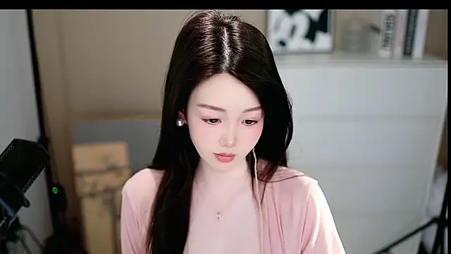 Snapshot of abbyli12 chatting on 03.16.26 abbyli12 online show from 03.16.26