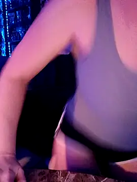 Snapshot of Jeannie_69_andahalf chatting on 11.16.25 Jeannie 69 andahalf online show from 11.16.25