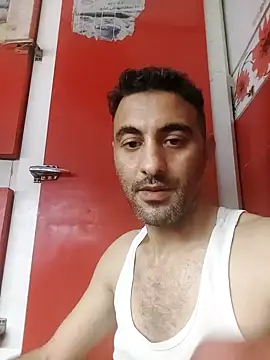 Snapshot of mahdiDido chatting on 10.25.25 mahdiDido online show from 10.25.25