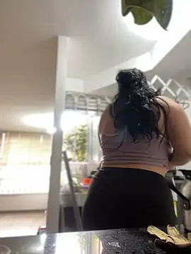 Tokio Sakura online show from 11.13.25