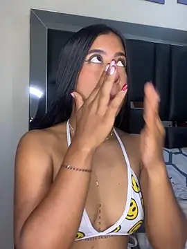 Kendra C online show from 10.26.25