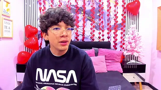 Desire Ecstasy online show from 02.21.26