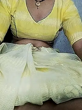 Snapshot of Hut_rotu_cute chatting on 05.30.26 Hut rotu cute online show from 05.30.26
