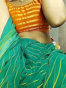 Snapshot of Hut_rotu_cute chatting on 05.31.26 Hut rotu cute online show from 05.31.26