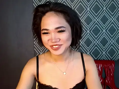 hugesignificant 69 online show from 10.04.25