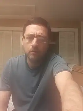 Gearsuit online show from 03.04.26