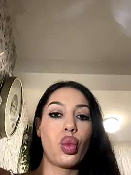 Bella Vixen  online show from 09.09.25