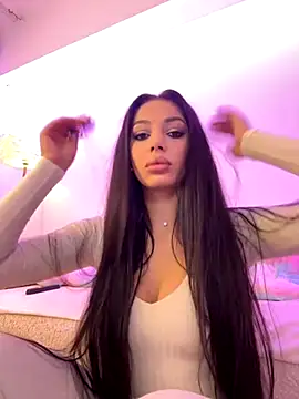 Bella Vixen  online show from 10.20.25