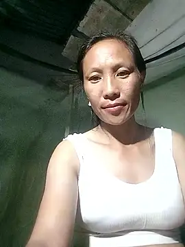 Snapshot of Lisa_pusy chatting on 09.29.25 Lisa pusy online show from 09.29.25