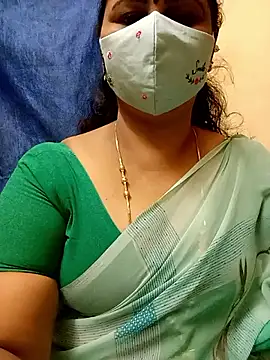 Snapshot of sushma26 chatting on 05.08.26 sushma26 online show from 05.08.26